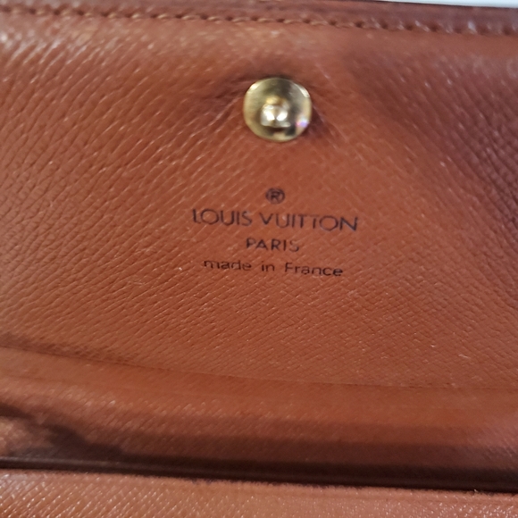 Louis Vuitton Monogram Snap Tresor Wallet - Picture 2 of 15
